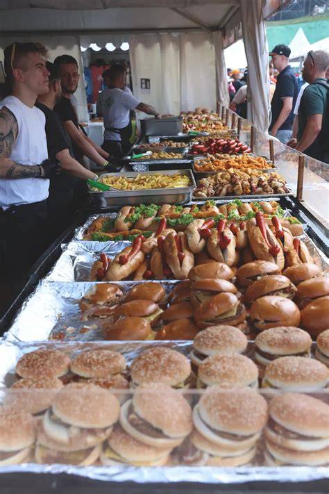 Hamburger kínálat és változatos összeállítások Sopronban
