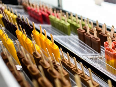 Infografika az Anjuna Ice Pops ízvilágáról