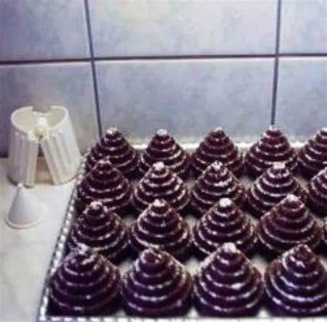 piramis süti ábrázolása muffinformában