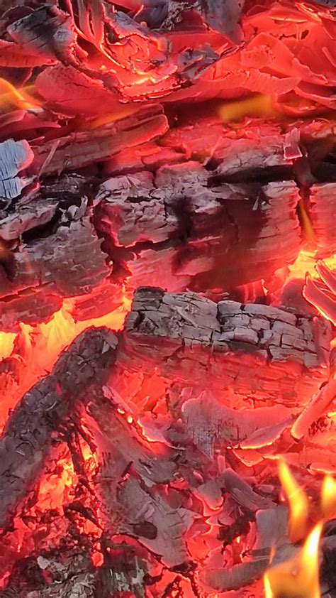 grillközelkép faszén parázs