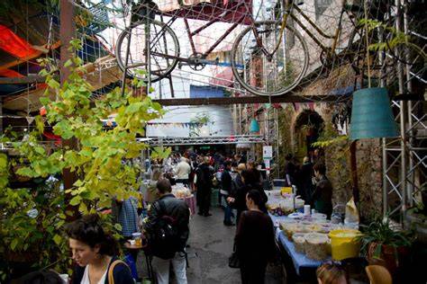 Szimpla Kert piac látkép vasárnap