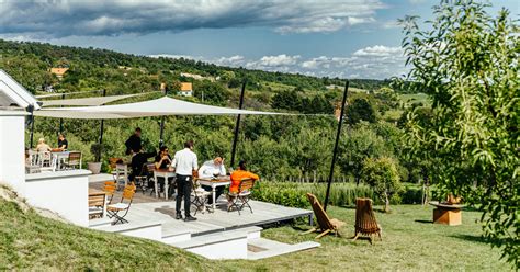 Balaton parti étterem terasz mediterrán hangulat