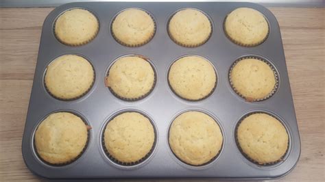 protein muffin ábra: hozzávalók és előkészítés