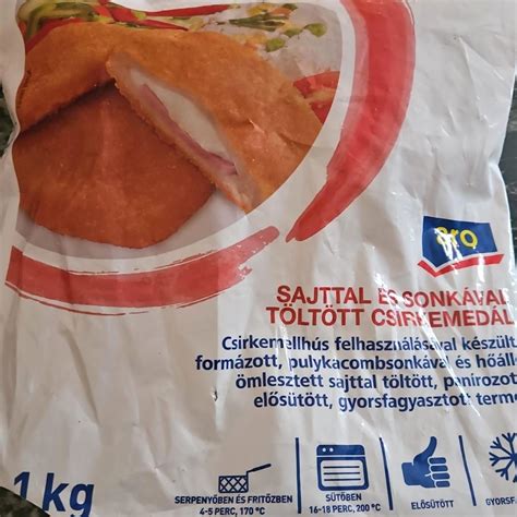 ábrázoló képek a sajttal és sonkával töltött lángosról