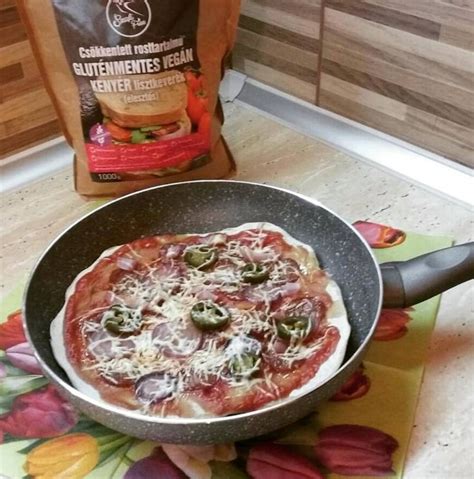 serpenyős pizza ropogós alj kép