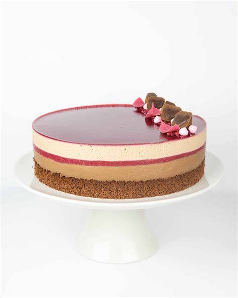 málnás csokoládé torta vizuális ábrázolása