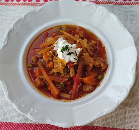 Kohlrabi leves ábrázoló összefoglaló kép