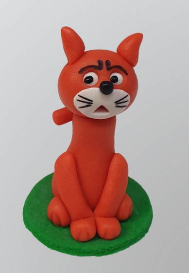 kutyus-marcipan-figura-otthonos-keszites