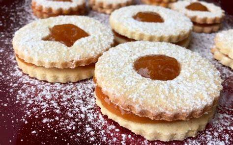 Kész vegán lekváros linzer fotó