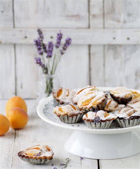 illusztráció Provence-i levendulás sütemény recept