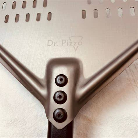 perforált alumínium pizzalapát 14 inch